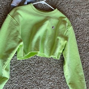cropped champion sweatshirt
